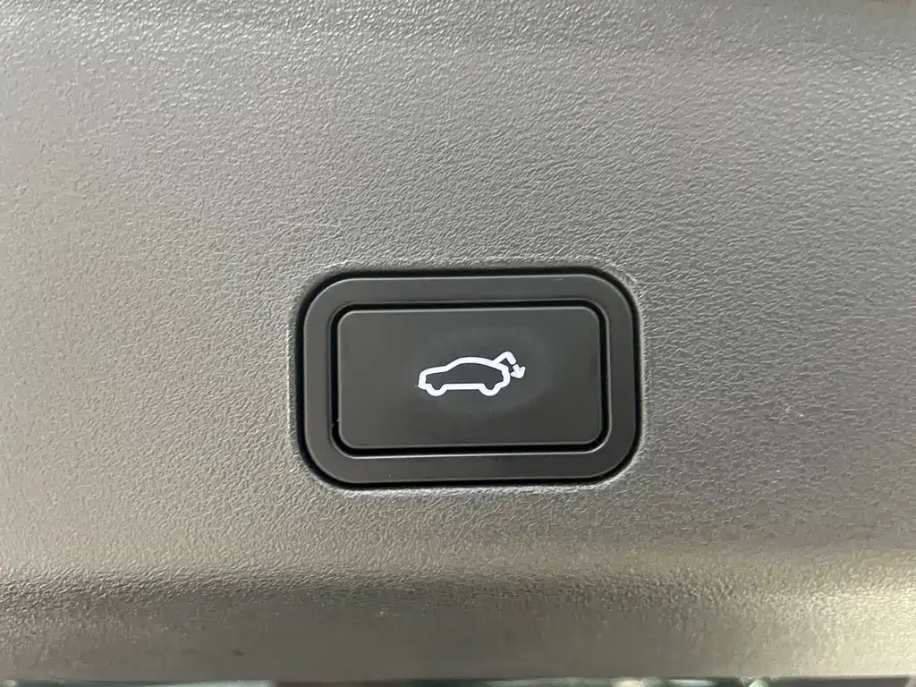 Geely Auto Xingyue L 2022 1.5T Leishen Hi·F HEV Super Rui 2022 - thumbnail 23