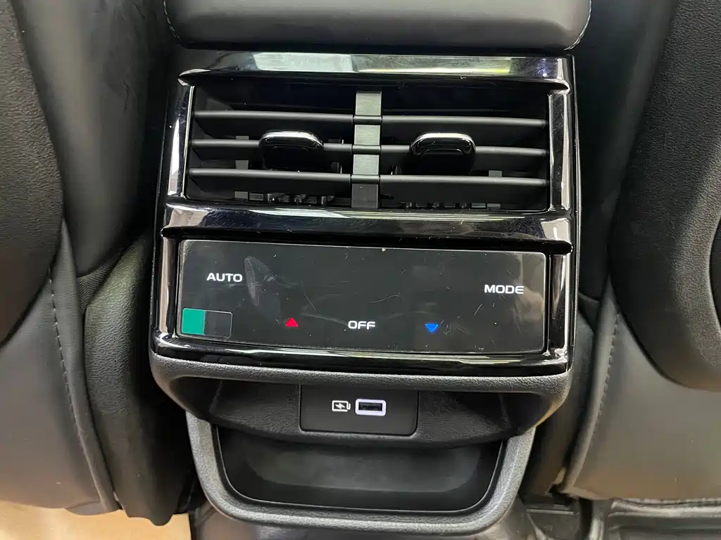 Geely Auto Xingyue L 2022 1.5T Leishen Hi·F HEV Super Rui 2022 - thumbnail 24