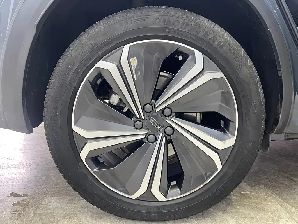 Geely Auto Xingyue L 2022 1.5T Leishen Hi·F HEV Super Rui 2022 - thumbnail 25