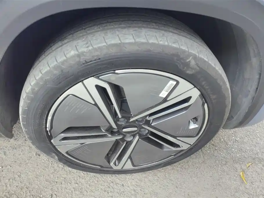 Geely Auto Galaxy Starship 7 2022 1.5T DHT Range-Extended Electric Flagship Edition 2023 - thumbnail 6