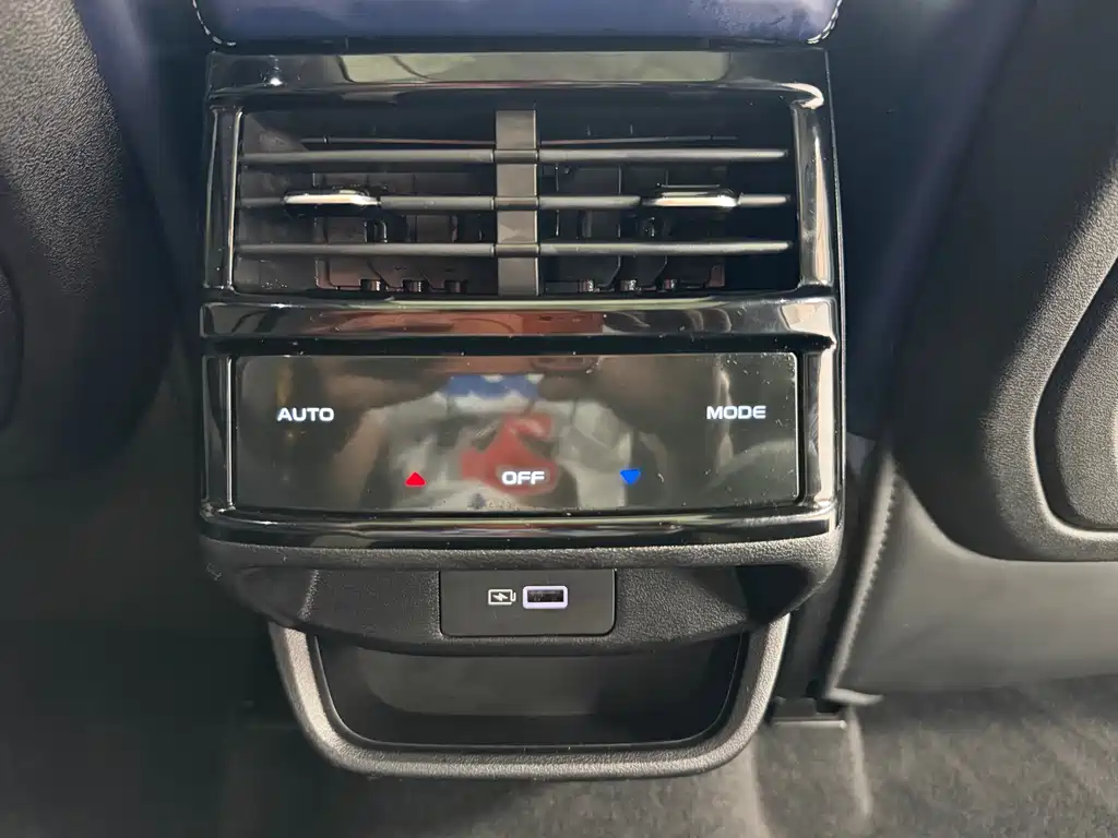 Geely Auto Monjaro L 2022 1.5T Hi·F HEV Super Rui 2022 - thumbnail 7