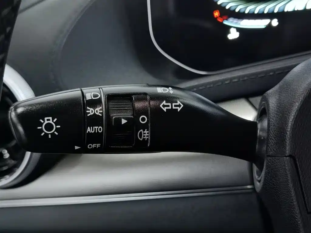 Dongfeng Forthing Forthing T5 EVO 2021 1.5TD DCT Diamond Edition 2021 - thumbnail 21