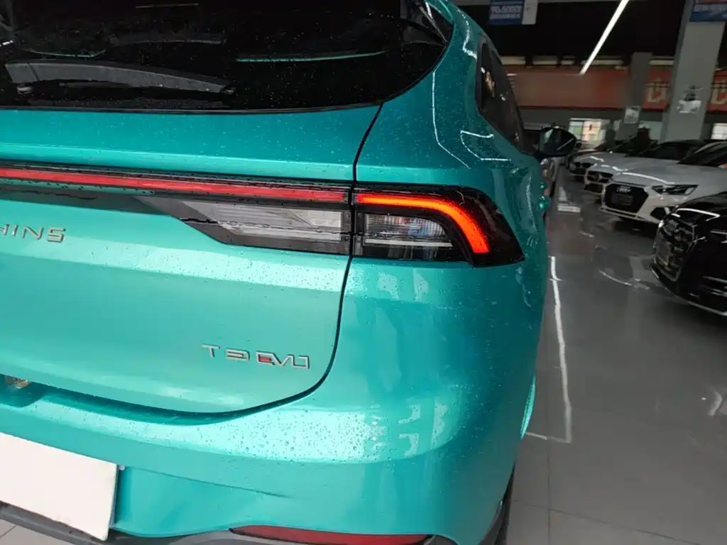 Dongfeng Forthing Forthing T5 EVO 2021 1.5TD DCT Platinum Edition 2021 - thumbnail 8
