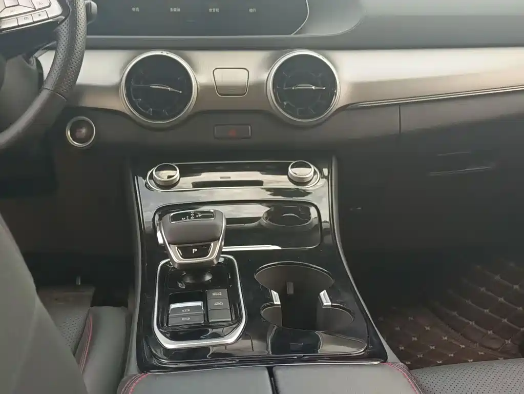 Dongfeng Forthing Forthing T5 EVO 2021 1.5TD DCT Diamond Edition 2022 - thumbnail 6