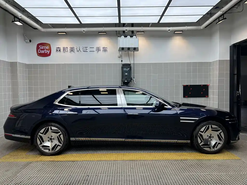 Genesis Genesis G90 2023 3.5T Executive Long Wheelbase 2023 - thumbnail 2
