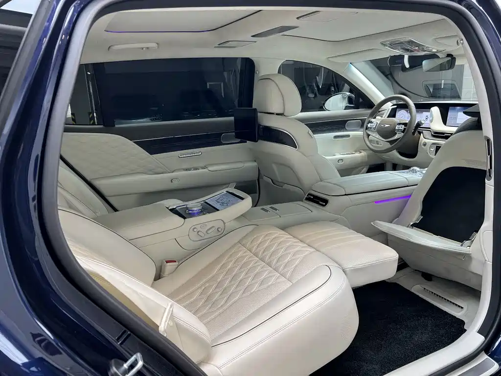 Genesis Genesis G90 2023 3.5T Executive Long Wheelbase 2023 - thumbnail 9