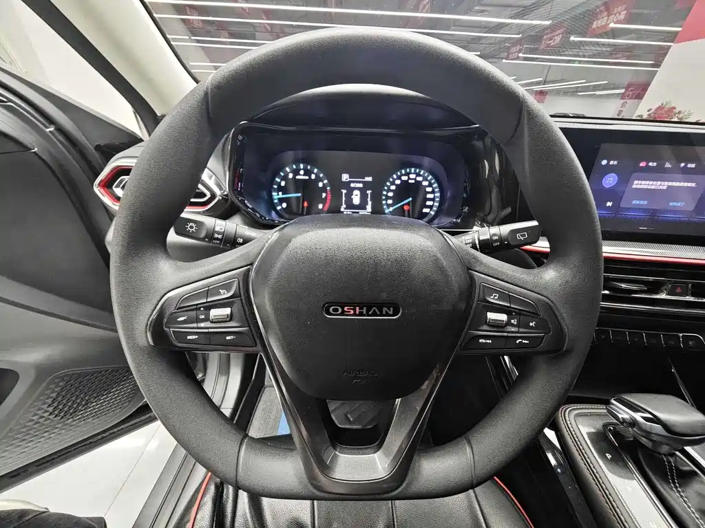 Changan Oshan Changan Oshan X5 2021 1.6L CVT Luxury 2021 - thumbnail 4