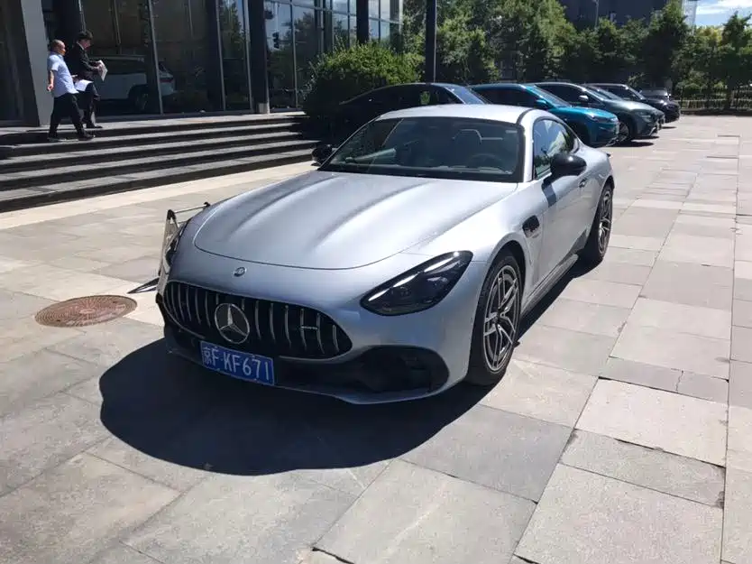 Mercedes-Benz AMG GT 50 2025
