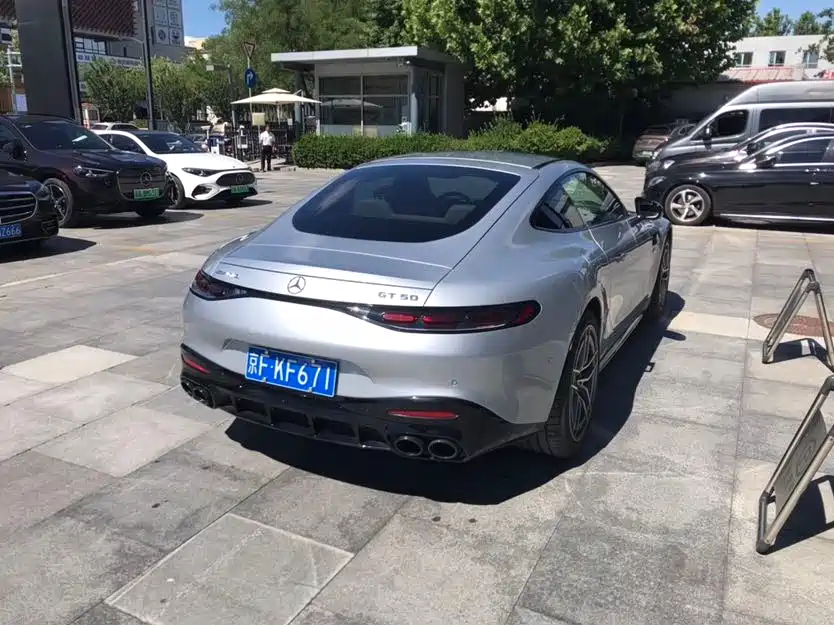 Mercedes-Benz AMG GT 50 2025 - thumbnail 2