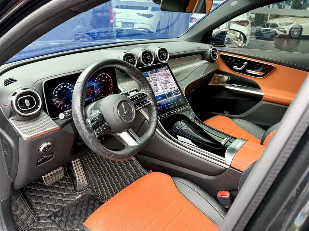 Mercedes-Benz Mercedes-Benz GLC Coupe 2024 GLC 260 4MATIC Coupe SUV 2024 - thumbnail 7