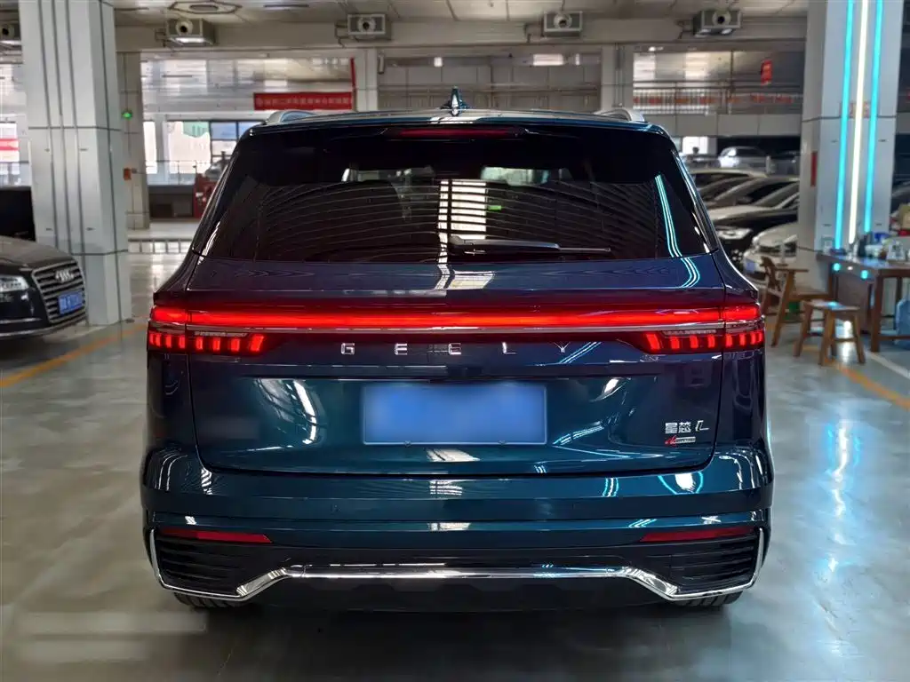 Geely Auto Xingyue L 2021 2.0TD High-Power AWD Flagship 2022 - thumbnail 6
