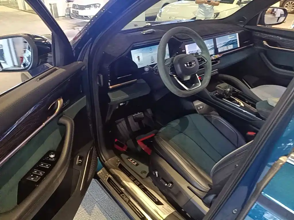 Geely Auto Xingyue L 2021 2.0TD High-Power AWD Flagship 2021 - thumbnail 16