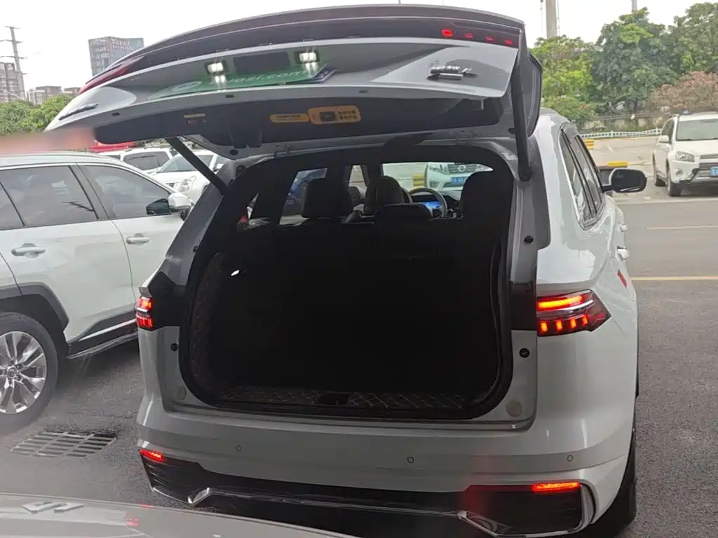 Geely Auto Tugella L 2021 2.0TD High-Power Automatic AWD Prestige 2021 - thumbnail 19