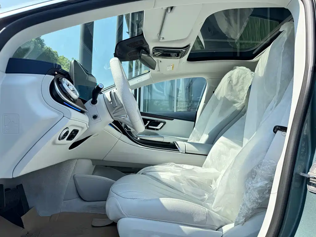 Mercedes-Benz Mercedes-Benz EQE 500 4MATIC Luxury Edition 2025 2025 - thumbnail 6