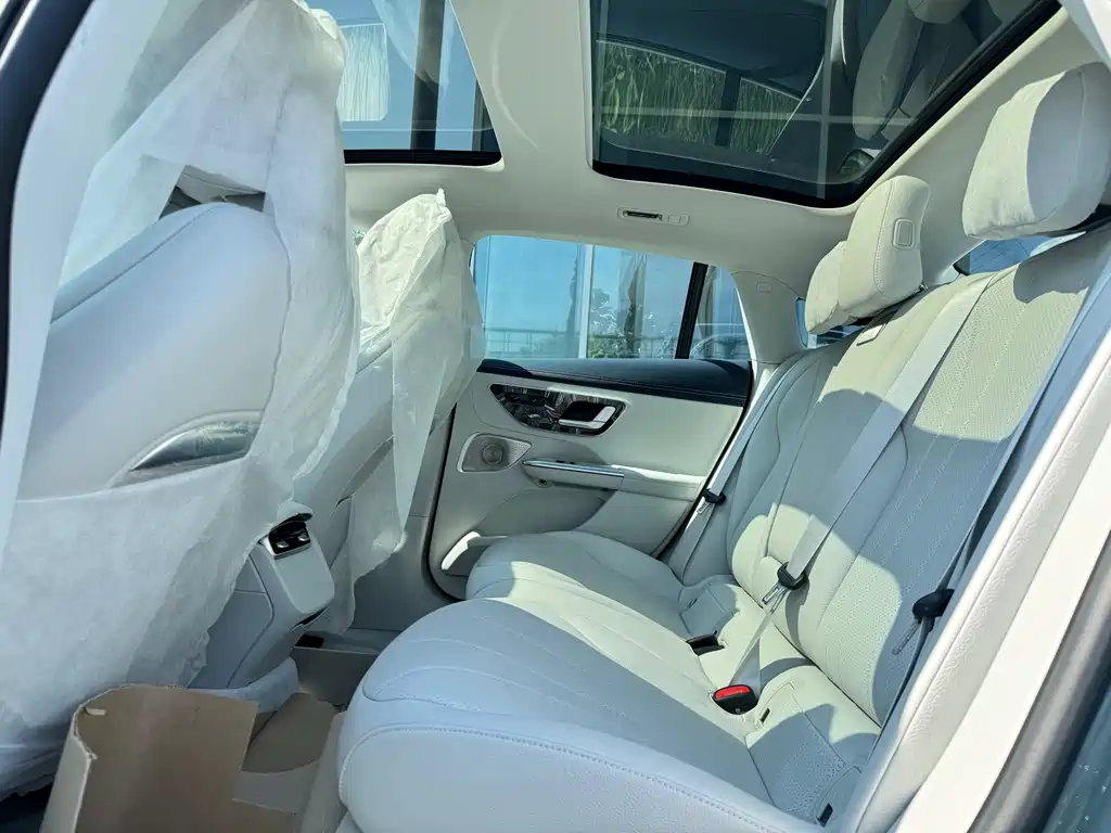 Mercedes-Benz Mercedes-Benz EQE 500 4MATIC Luxury Edition 2025 2025 - thumbnail 9