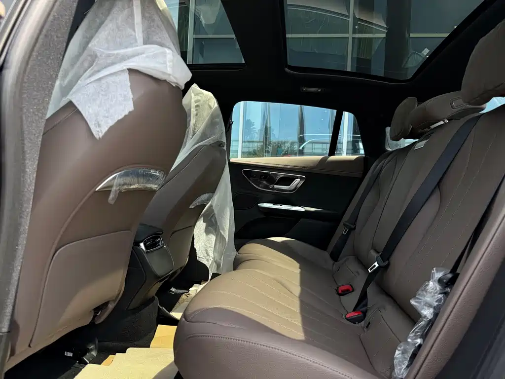 Mercedes-Benz Mercedes-Benz EQE 500 4MATIC Luxury Edition 2025 2025 - thumbnail 8