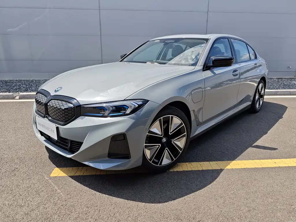 BMW BMW i3 2025 eDrive40 L M Sport Package 2026 - thumbnail 9