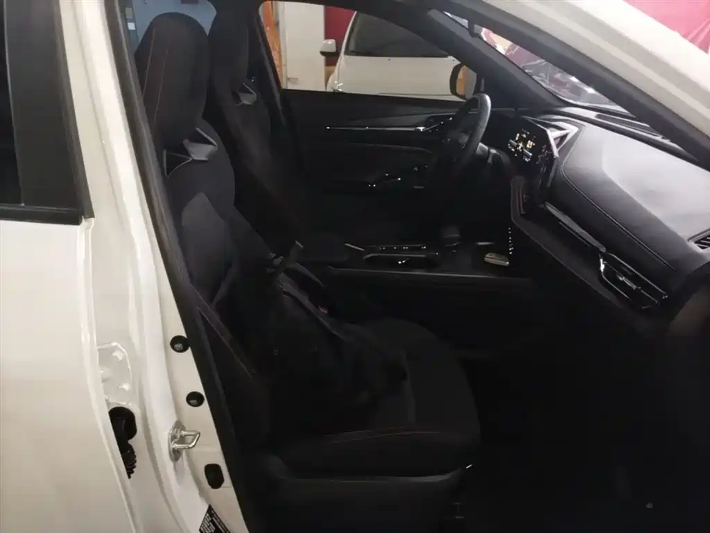Changan Changan X5 PLUS 2025 1.5T DCT High Energy Edition 2025 - thumbnail 25