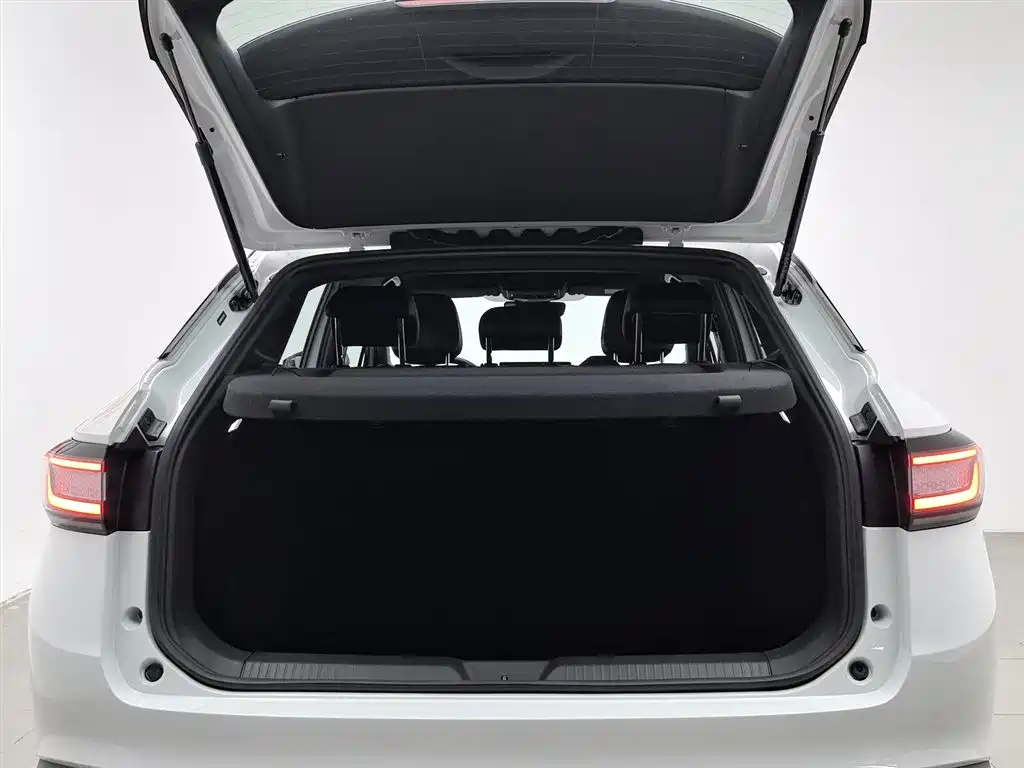 Volkswagen ID.4 X 2025 Smart Edition Pure Intelligent Enjoyment 2025 - thumbnail 16