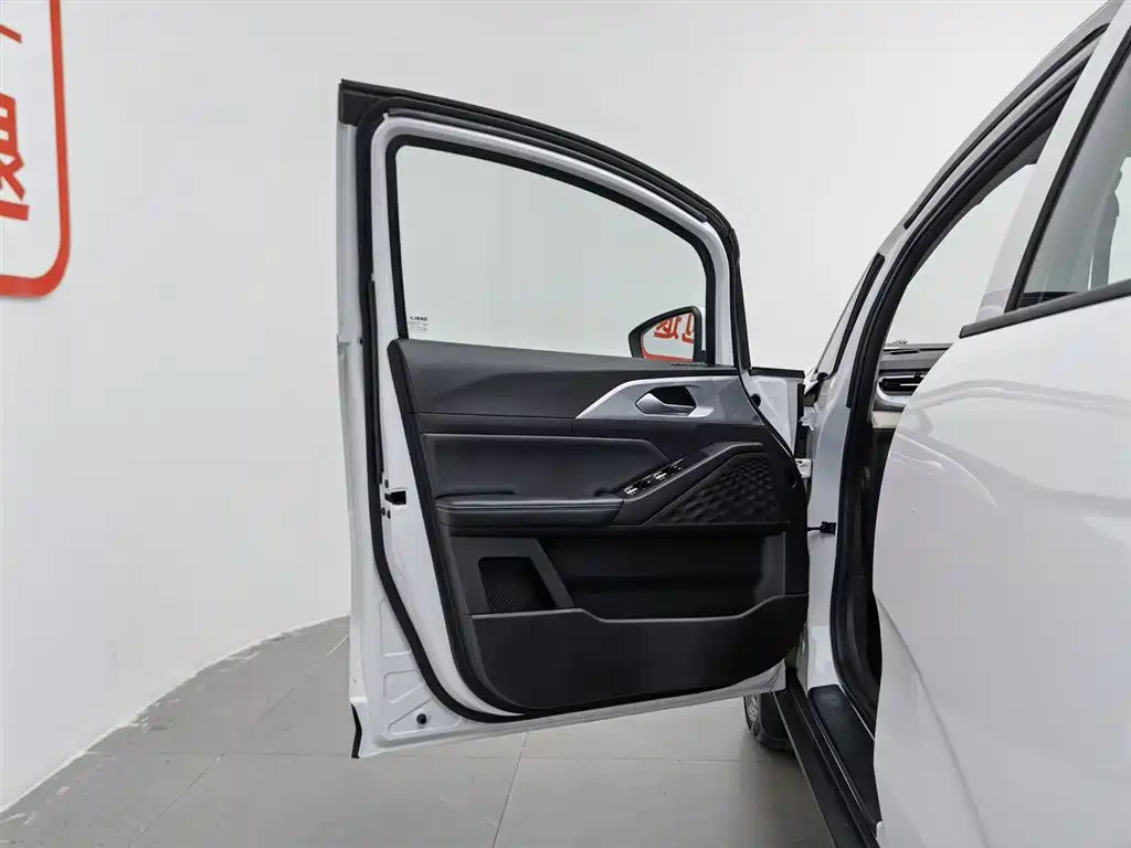 Geely Geometry Geely Geometry E Firefly 2023 401KM Linglonghu 5-Seater 2022 - thumbnail 8