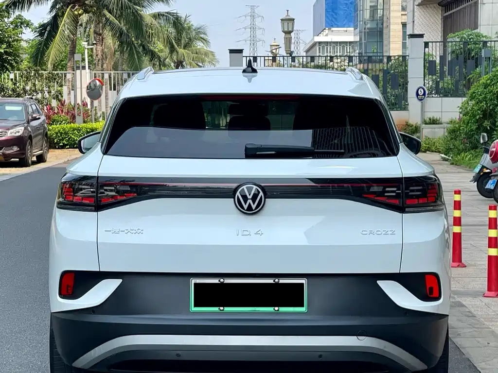 Volkswagen ID.4 CROZZ 2022 Long Range PURE+ Edition 2023 - thumbnail 8