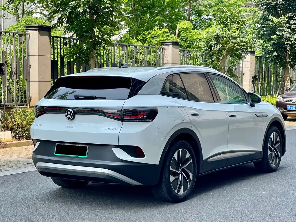 Volkswagen ID.4 CROZZ 2022 Long Range PURE+ Edition 2023 - thumbnail 9
