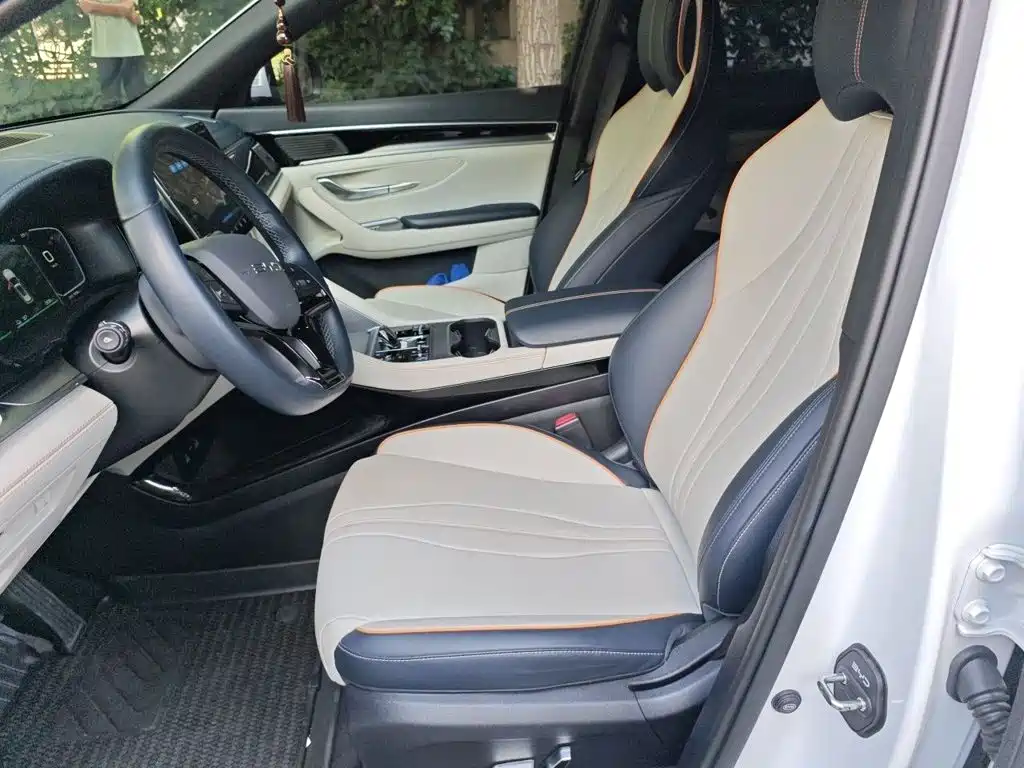BYD Song PLUS New Energy 2023 Champion Edition EV 520KM Premium Trim 2023 - thumbnail 8