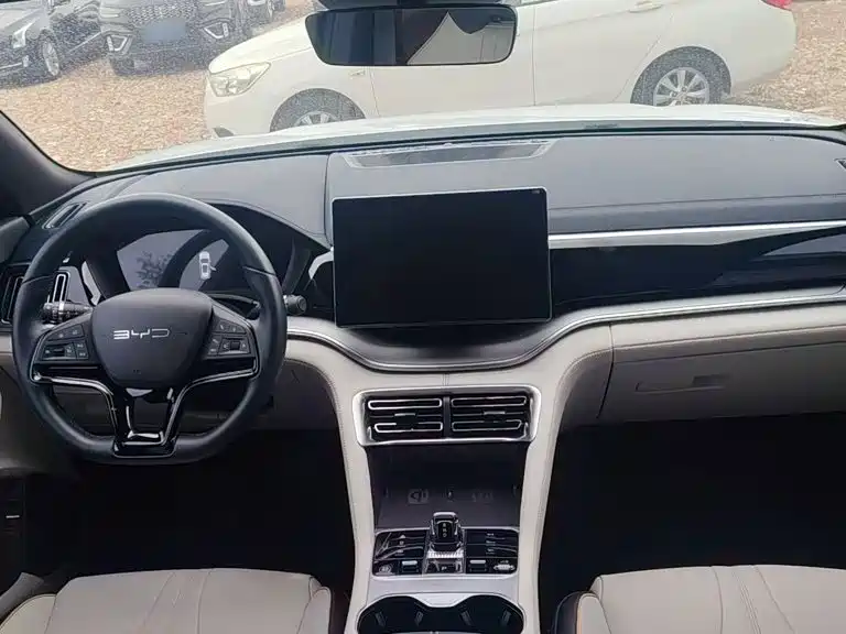 BYD Song PLUS New Energy 2023 Champion Edition EV 520KM Premium Trim 2023 - thumbnail 14