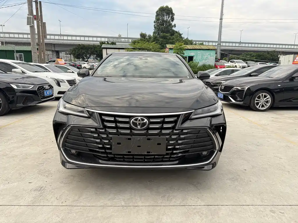 Toyota Avalon 2023 2.0L Luxury Edition 2023 - thumbnail 2