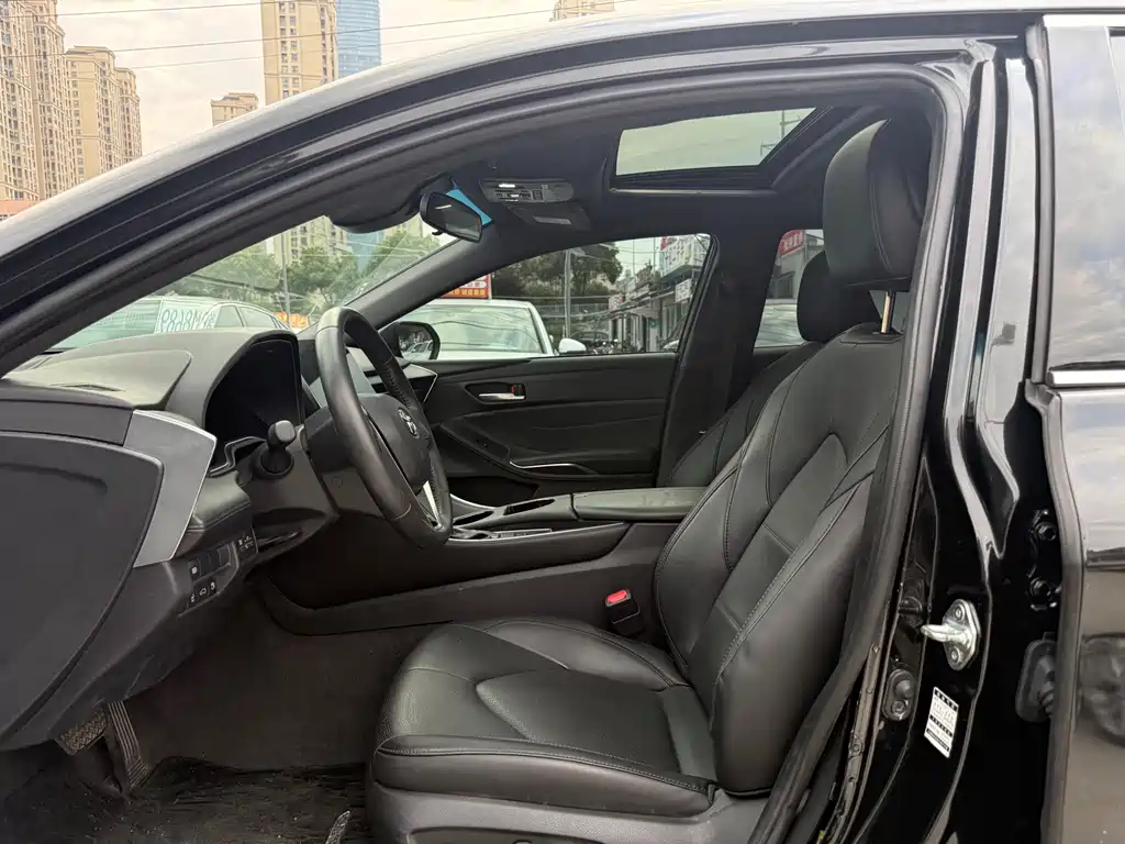 Toyota Avalon 2023 2.0L Luxury Edition 2023 - thumbnail 6