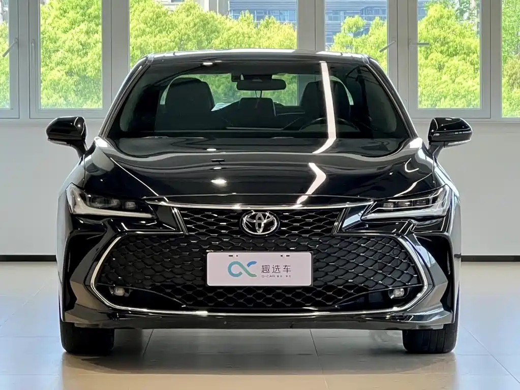 Toyota Avalon 2023 2.5L Luxury Edition 2023 - thumbnail 2