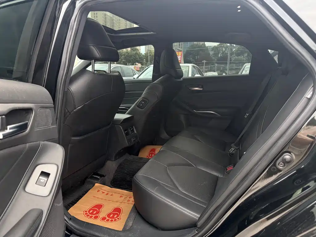 Toyota Avalon 2023 2.0L Luxury Edition 2023 - thumbnail 9