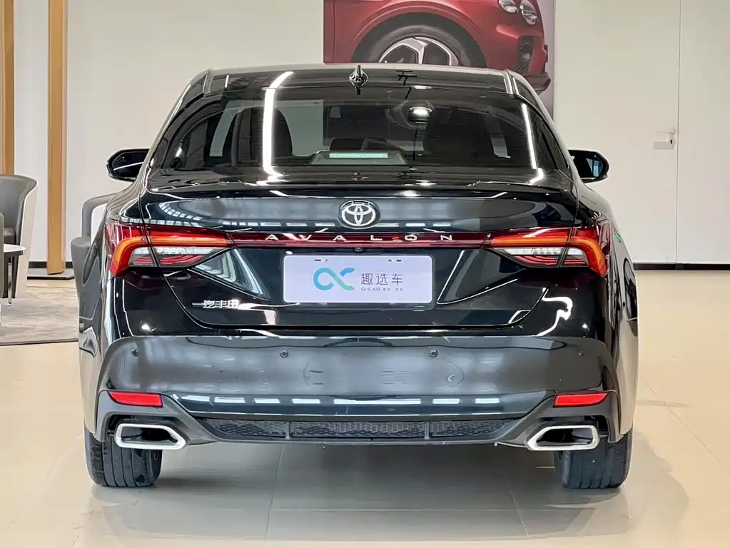 Toyota Avalon 2023 2.5L Luxury Edition 2023 - thumbnail 6