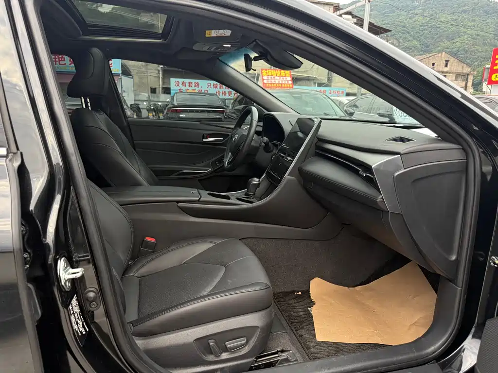 Toyota Avalon 2023 2.0L Luxury Edition 2023 - thumbnail 14
