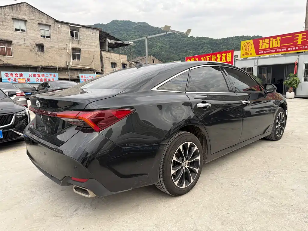Toyota Avalon 2023 2.0L Luxury Edition 2023 - thumbnail 17