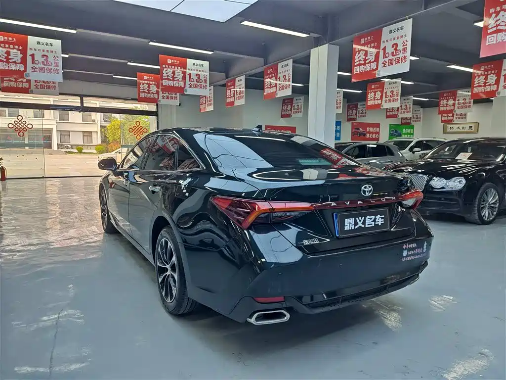 Toyota Avalon 2023 2.0L Luxury Edition 2023 - thumbnail 7
