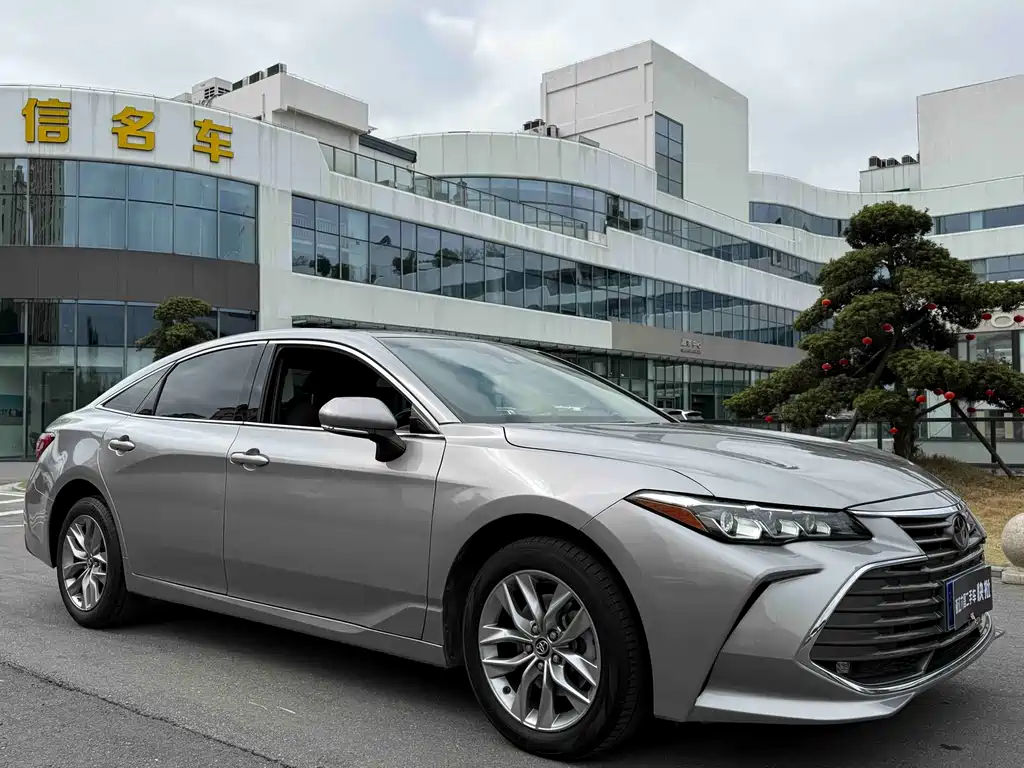 Toyota Avalon 2022 2.0L Progressive 2022 - thumbnail 3