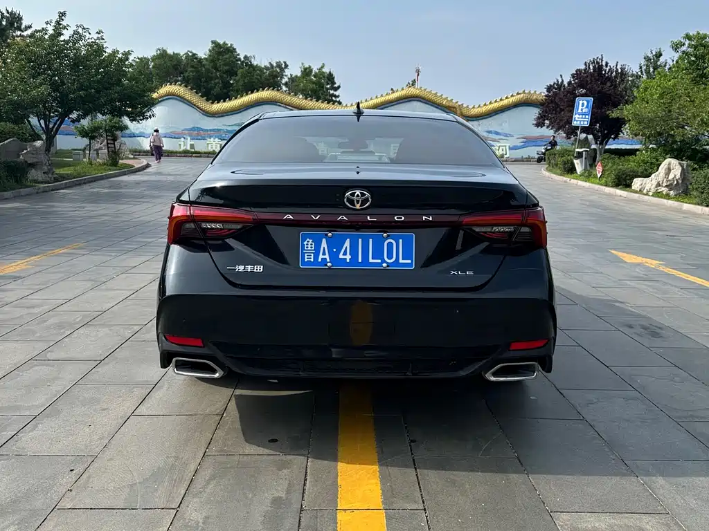 Toyota Avalon 2022 2.0L XLE Premium Edition 2022 - thumbnail 5