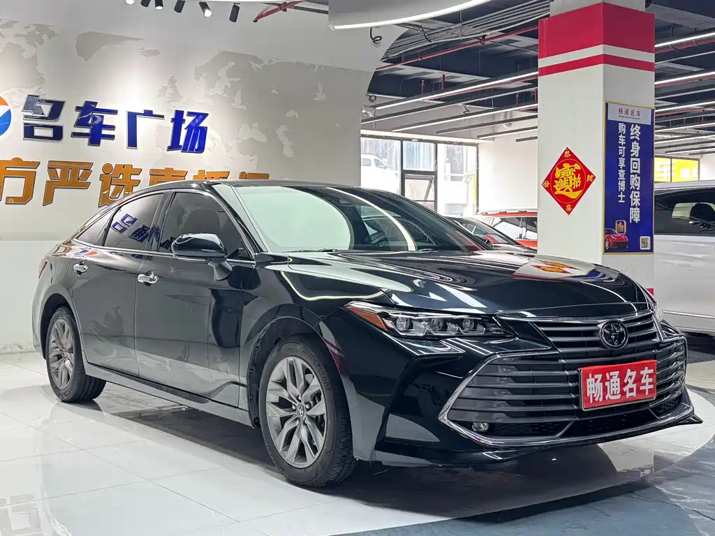Toyota Avalon 2022 2.5L Luxury Edition 2022 - thumbnail 2
