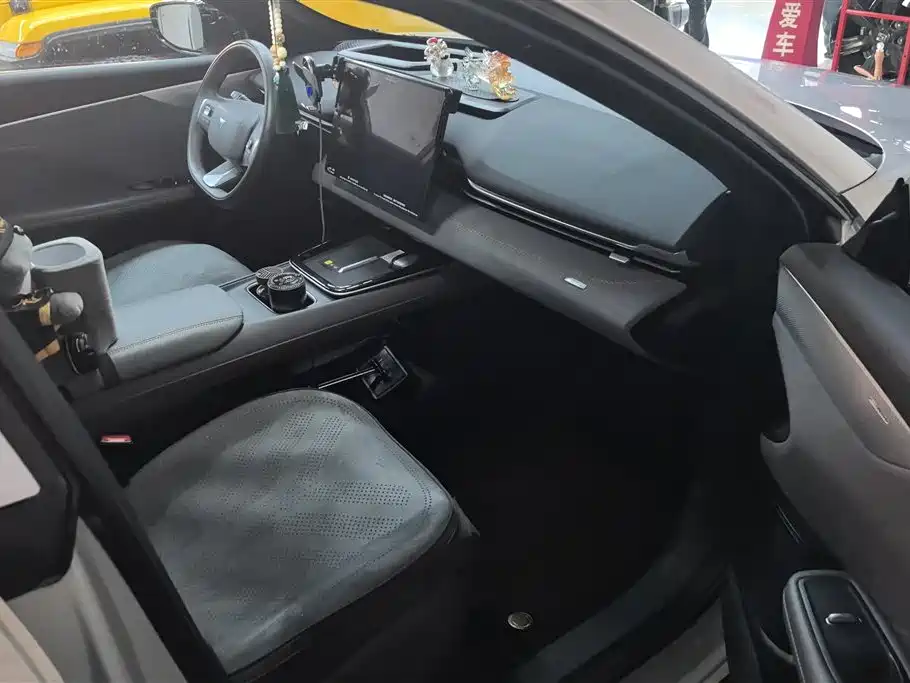 Deepal Automobile Deepal S05 2024 510Max EV 2025 - thumbnail 8