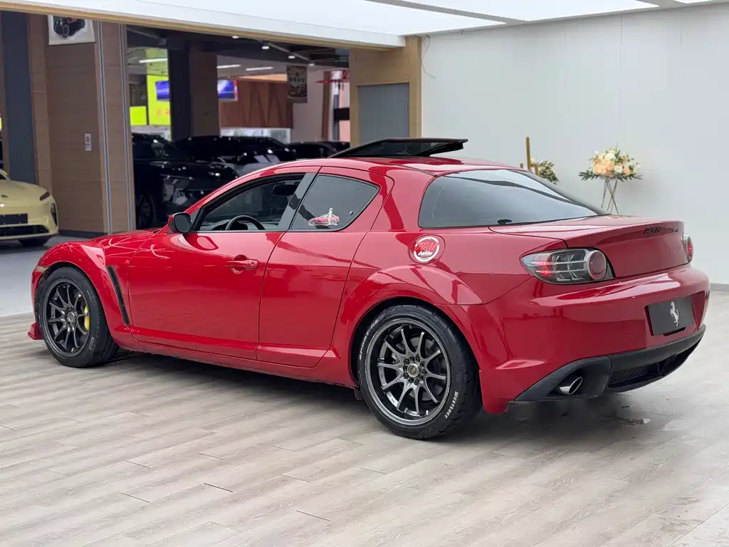 Mazda Mazda RX-8 2008 1.3 6-Speed Manual 2008 - thumbnail 5
