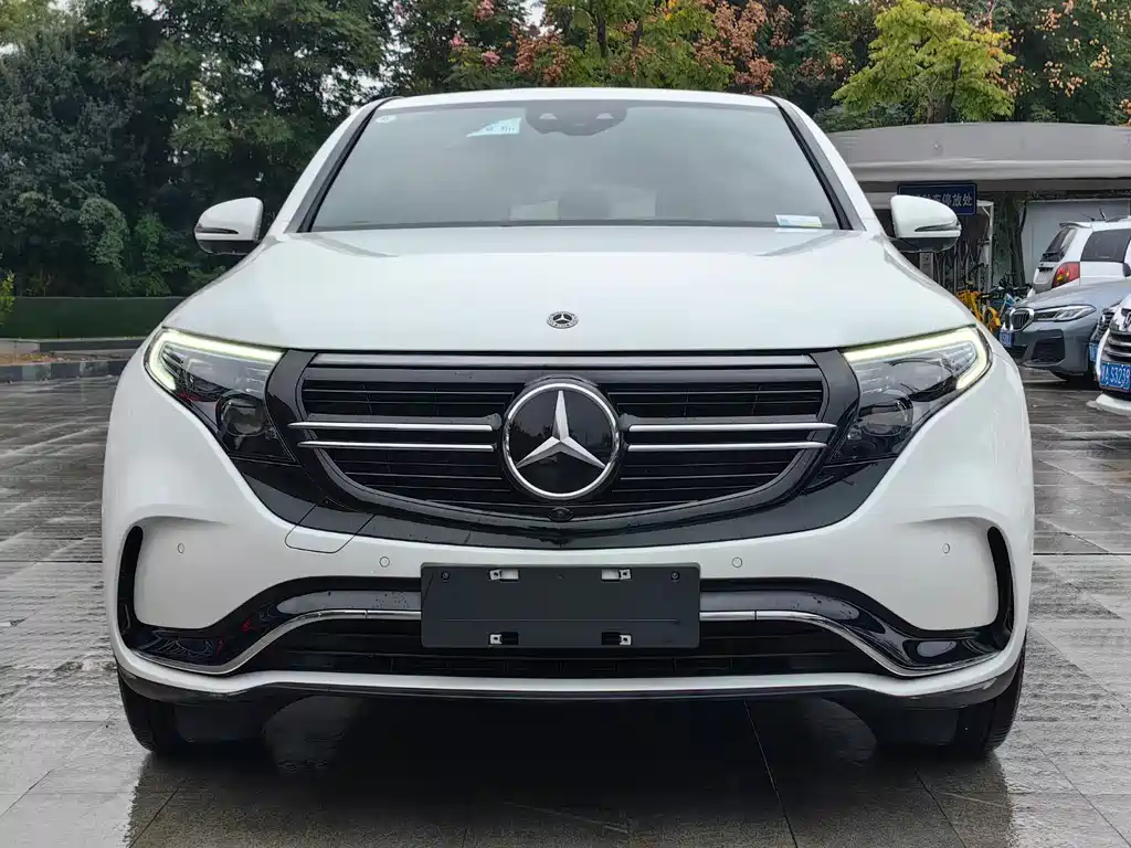 Mercedes-Benz Mercedes-Benz EQC 400 4MATIC 2022 - thumbnail 2