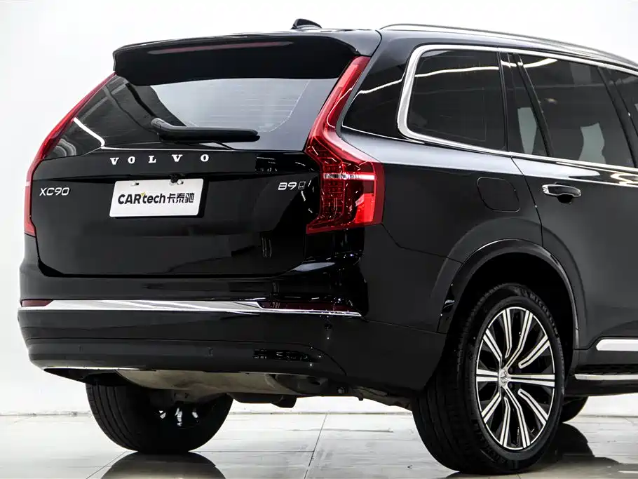 Volvo Volvo XC90 2023 B6 Momentum Luxury 7-Seater 2023 - thumbnail 5