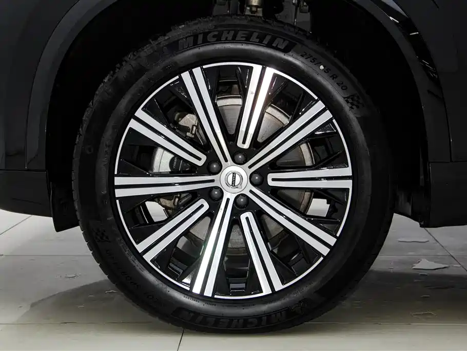 Volvo Volvo XC90 2023 B6 Momentum Luxury 7-Seater 2023 - thumbnail 8