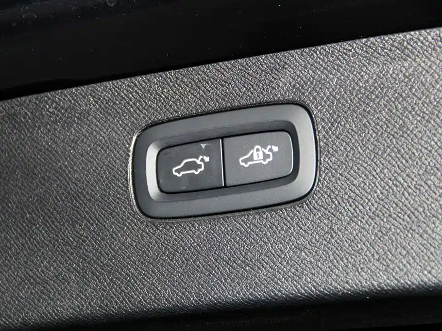 Volvo Volvo XC90 2023 B6 Momentum Luxury 7-Seater 2023 - thumbnail 20
