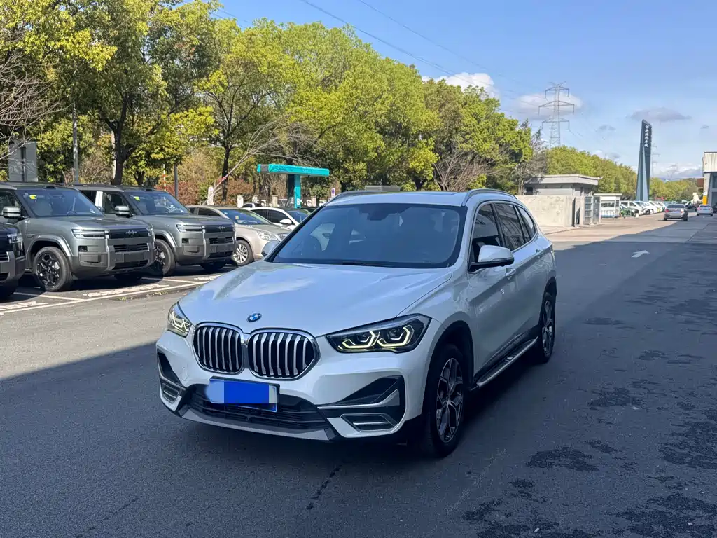 BMW BMW X1 2021 sDrive25Li Leading Edition 2020