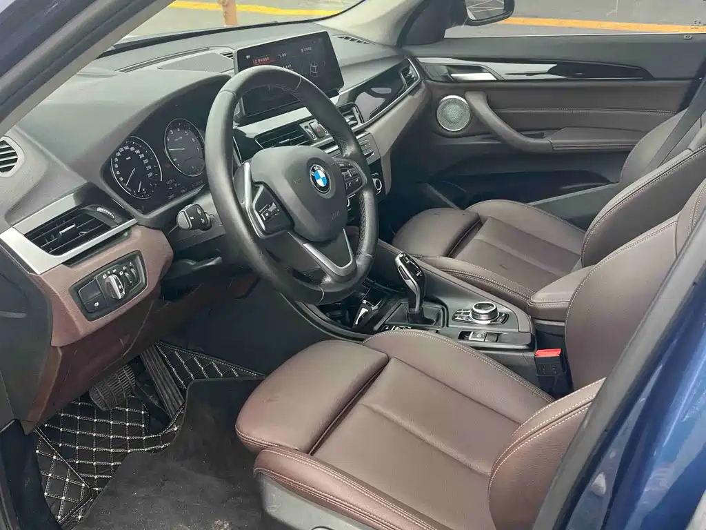 BMW BMW X1 2021 Facelift sDrive20Li Fashion Model 2021 - thumbnail 7