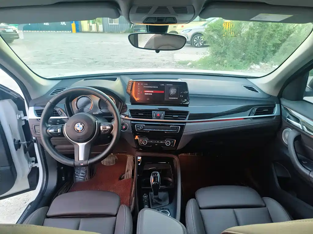BMW BMW X1 2021 xDrive25Li Exclusive 2020 - thumbnail 5