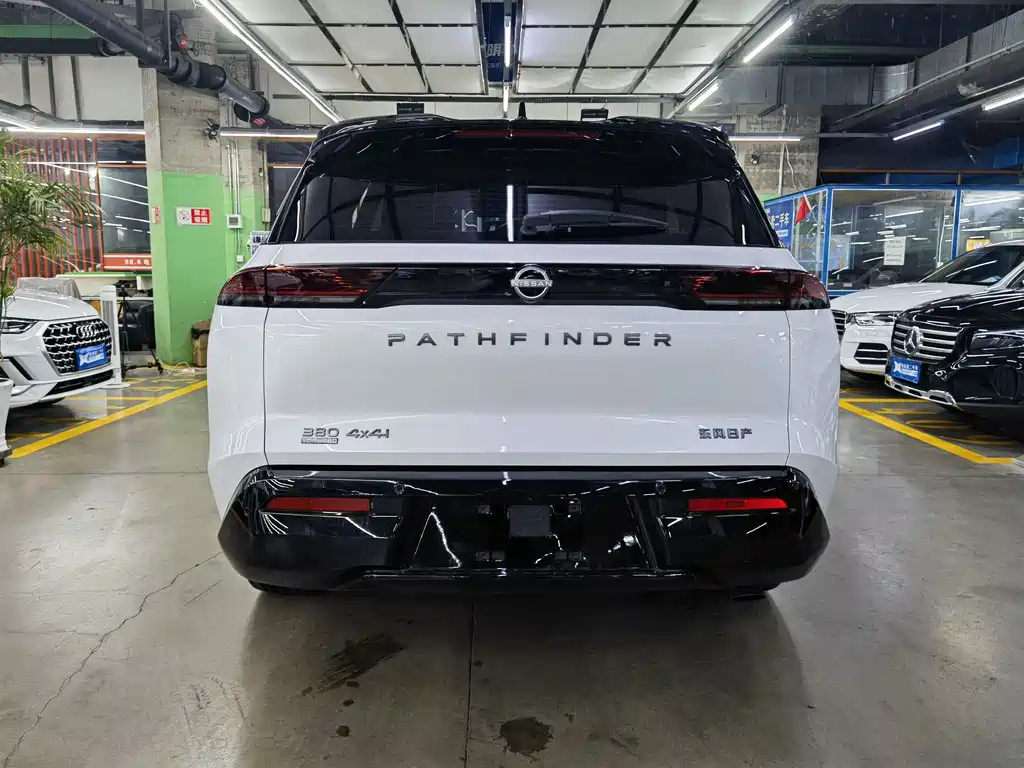 Nissan Pathfinder 2024 380VC-TURBO AWD Intelligent Drive Edition 6-Seater 2024 - thumbnail 5