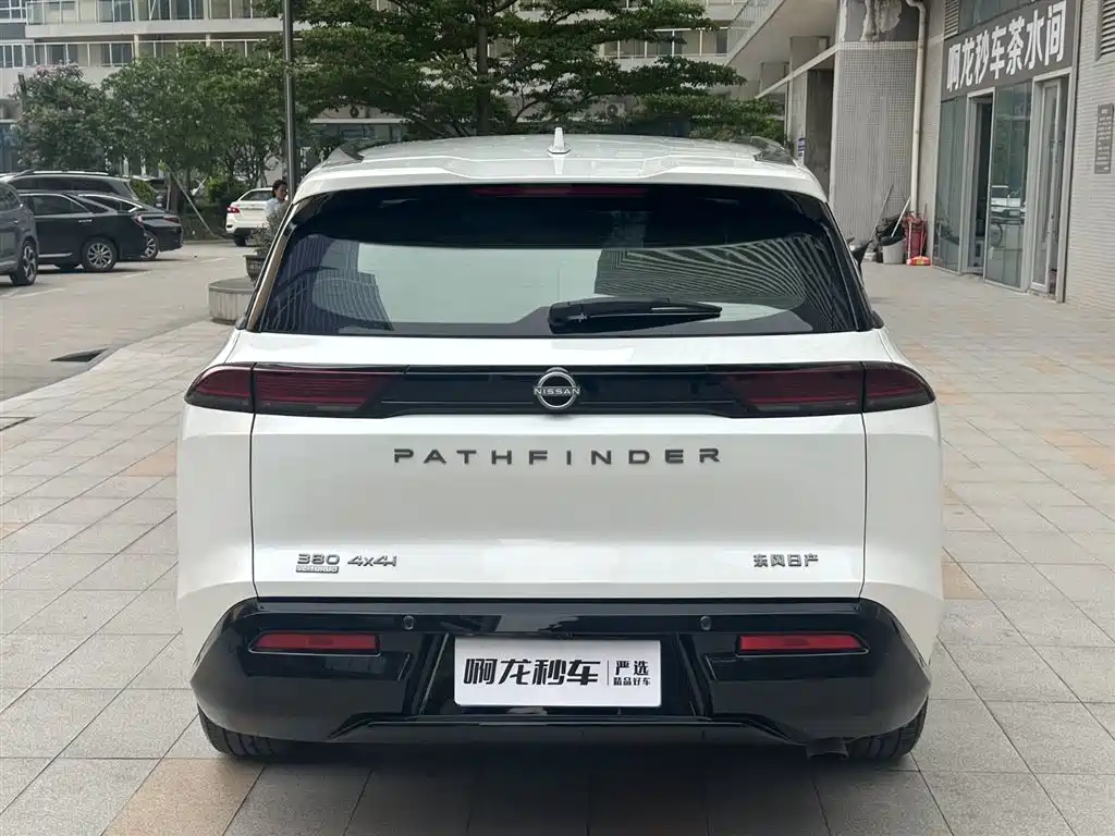 Nissan Pathfinder 2024 380VC-TURBO AWD Intelligent Driving Edition 6-Seater 2025 - thumbnail 5